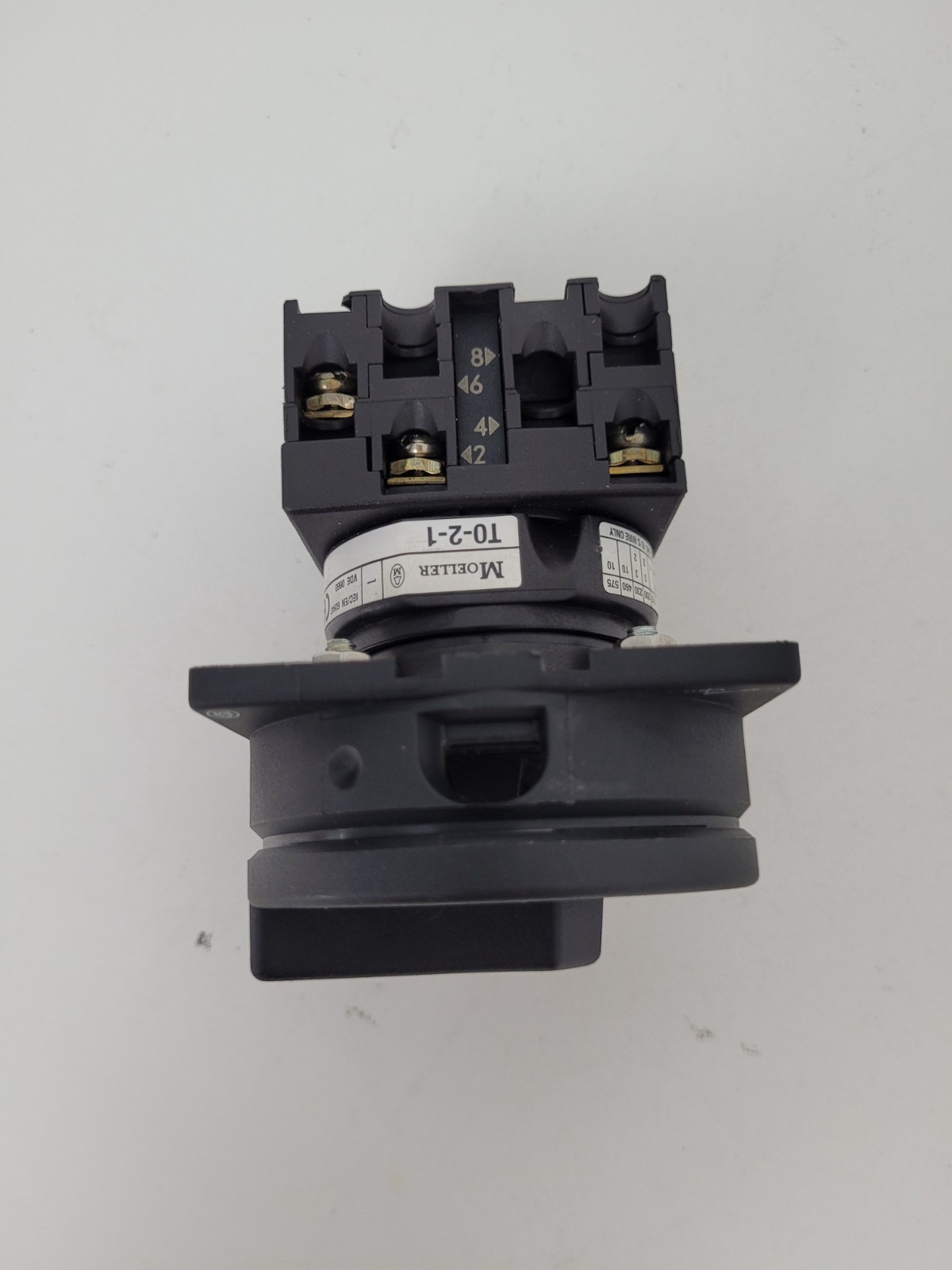 T0-2-1 Moeller 16 Amp 600V Black Handle On Off Switch-Next Day Option