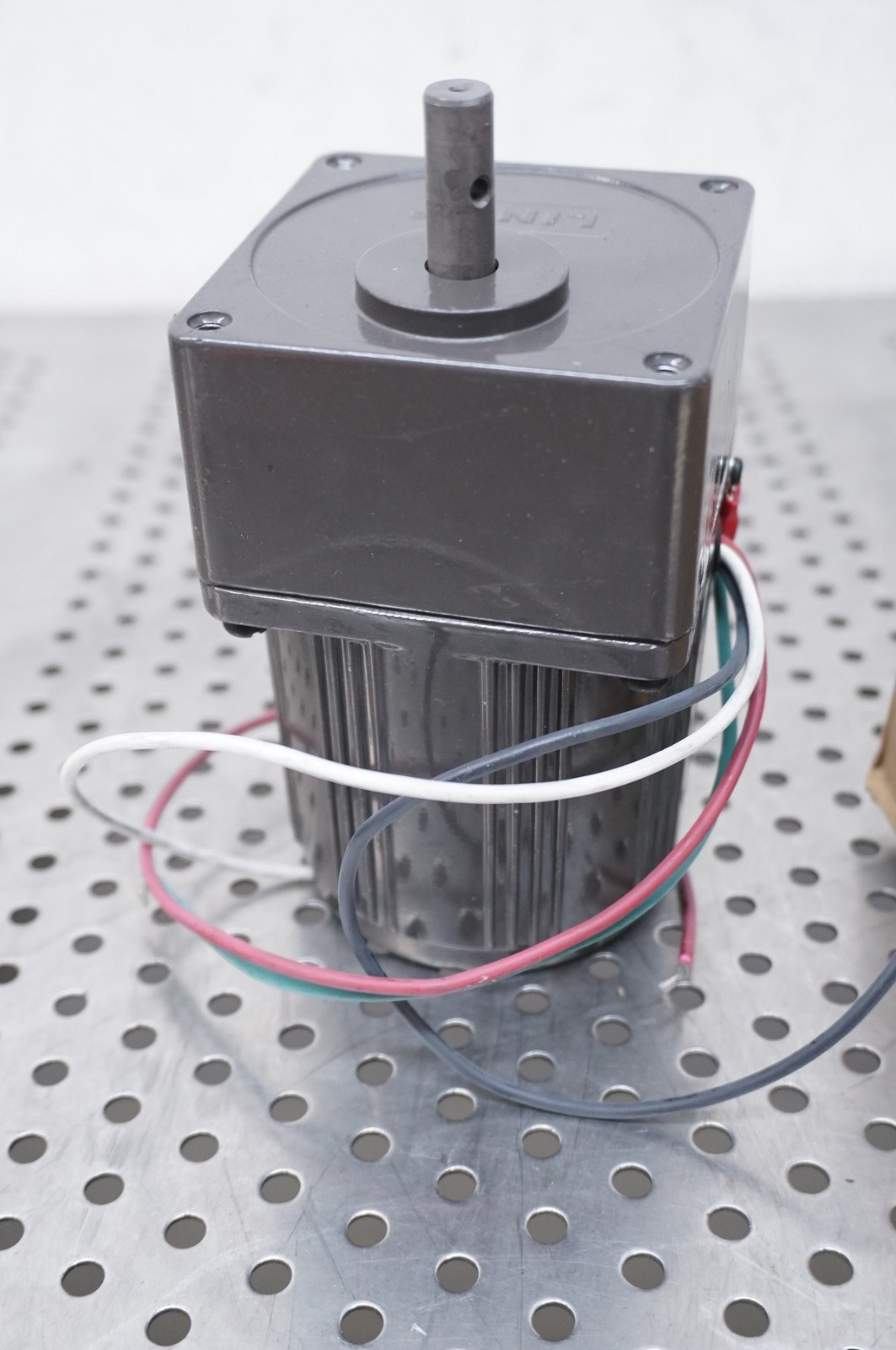 LINIX Constant speed motor 80JB7.5G10 YN80-25 110V 25W 0.80A 1550 RPM