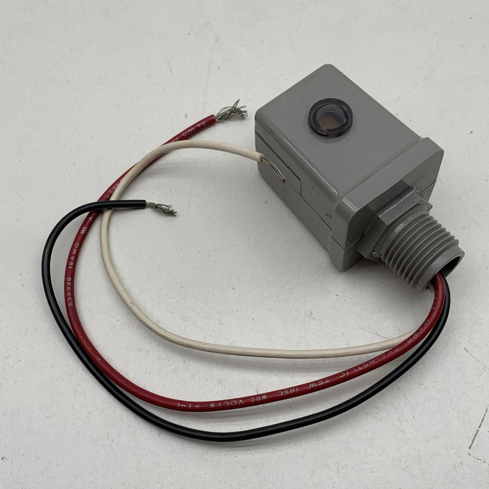 Intermatic K4123-8 Threaded Stem Mount Photocontrol Light Sensor 208-277V
