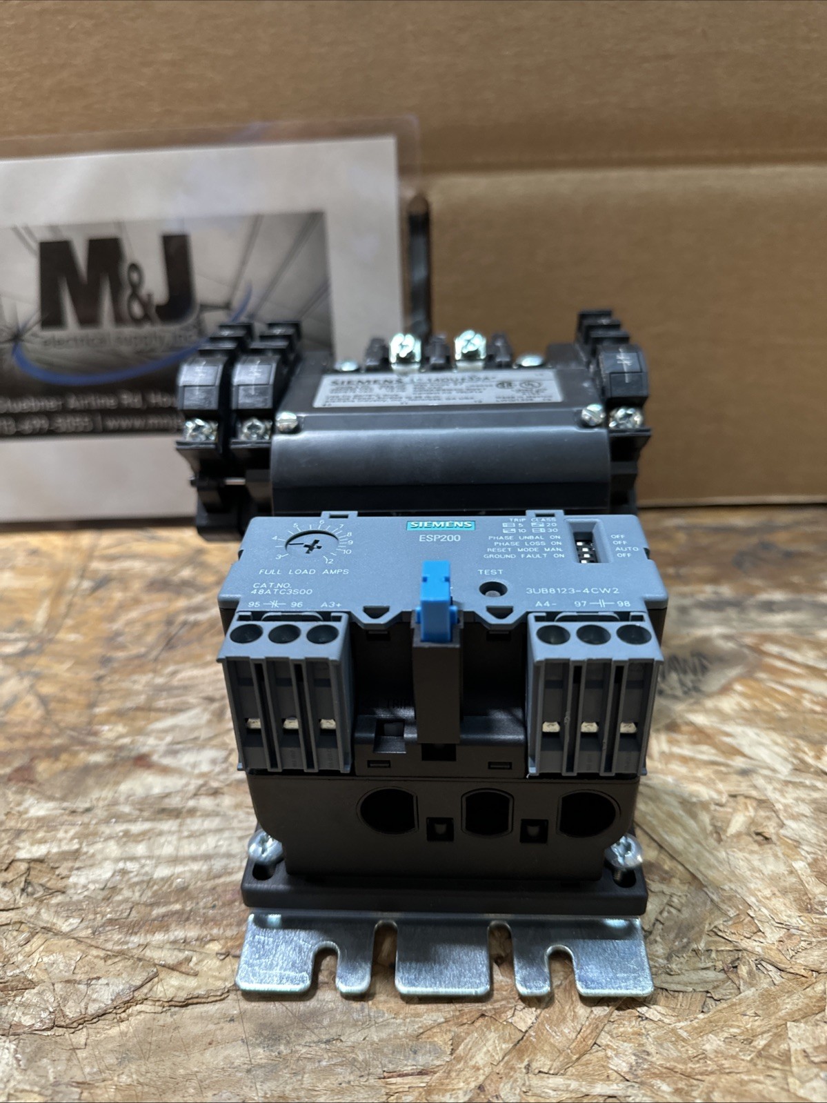 SIEMENS STARTER (USED) CAT: 14DUt32A, 600VAC 27AMP MAX
