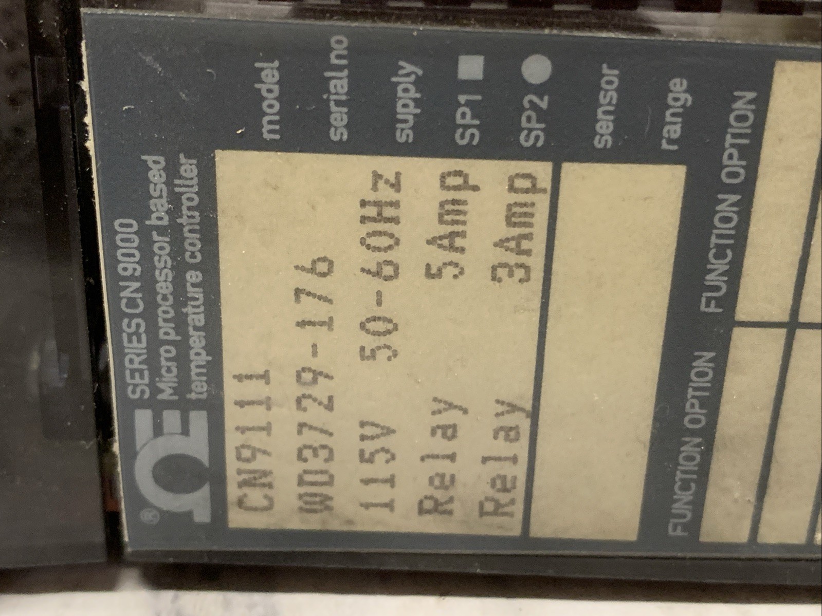 Omega Engineering, inc. CN9111 Temperature Controller CN9000A