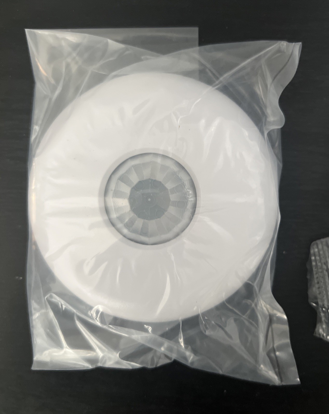 CRESTRON ZUMMESH-PIR-VACANCY-BATT Wireless Vacancy Sensor (w/ Battery) *NEW*