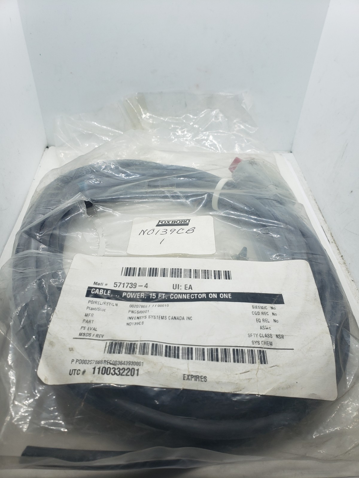 FOXBORO N0139CB POWER CABLE 15ft LONG 90c, NIB