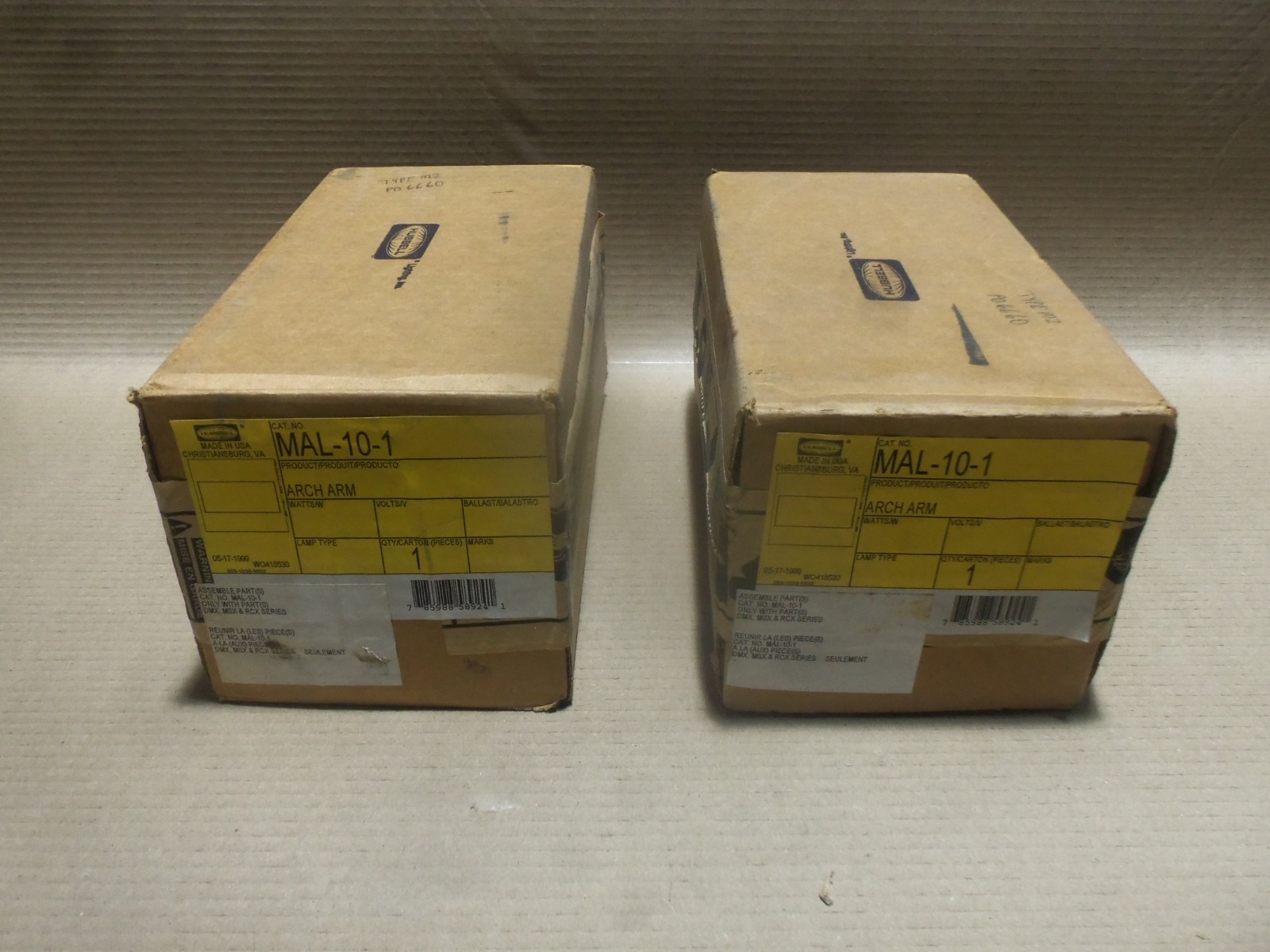 NEW Hubbell MAL-10-1 Lot of 2 Arch Arm Bronze Flat Surface Flood Light AK