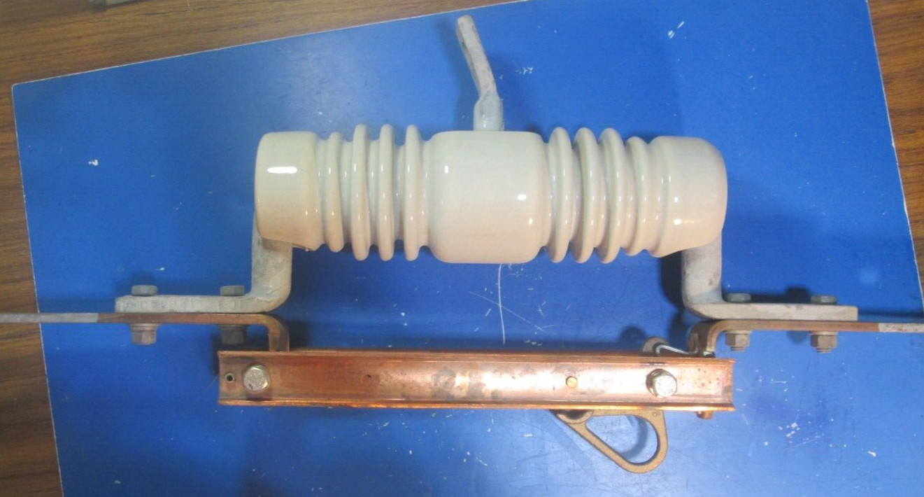 Eaton Cooper Power Systems Cutout Disconnect Switch D73-CD
