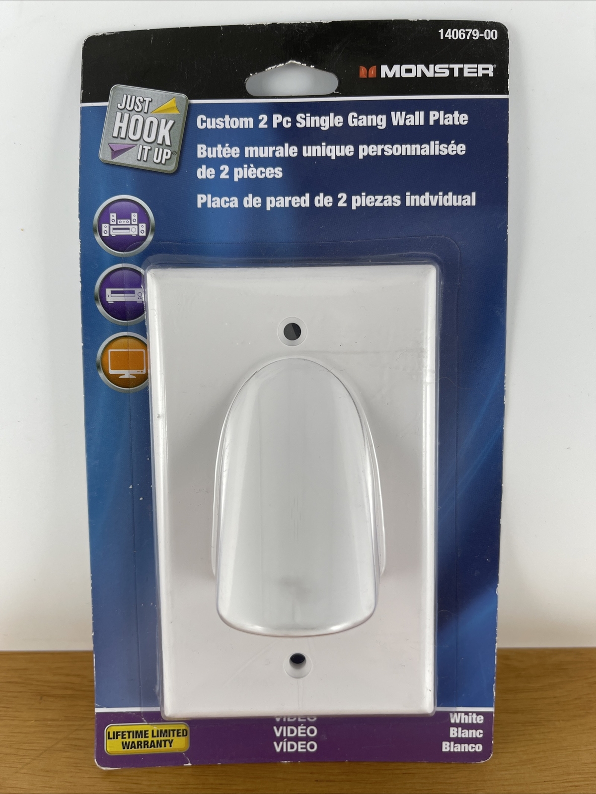 NEW SEALED Monster 140679-00 Two Piece Single Gang Wall Plate Video White