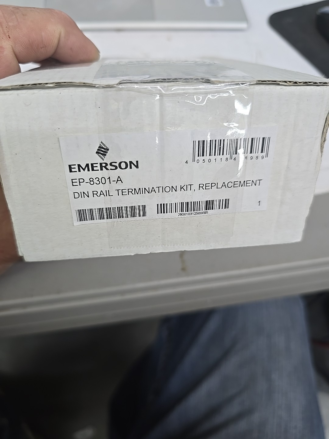 Emerson DIN RAIL TERMINATION KIT, REPLACEMENT EP-8301-A(461)
