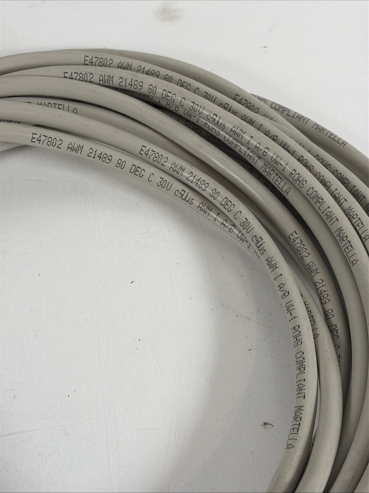 eTHERNET Patch Cable E47802 AWM 21489 80 Degree C 30V New