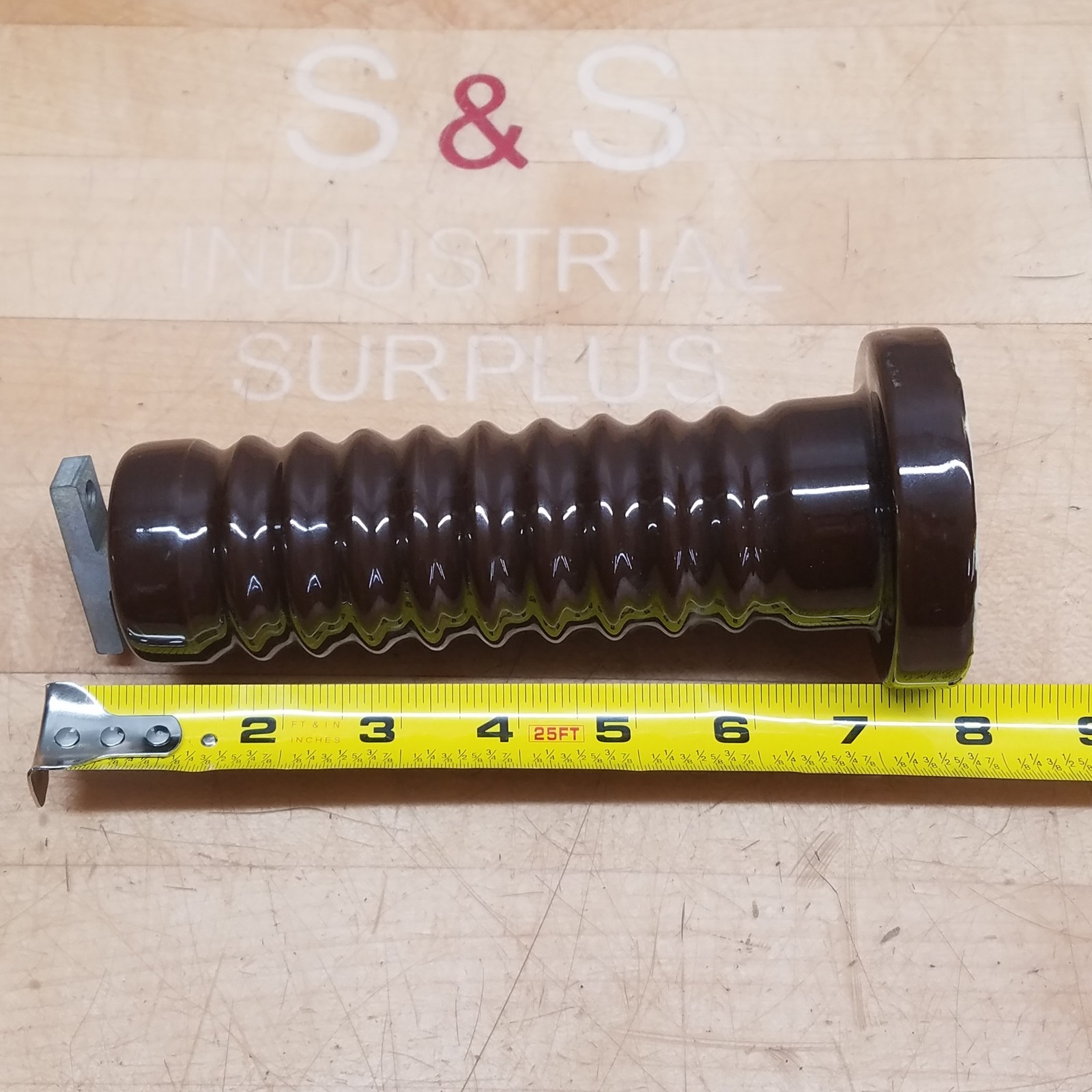 Unbranded Electric Post Insulator, 7 3/4″ Long, 2″ OD – USED