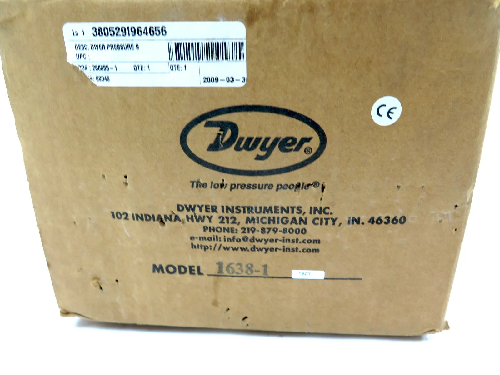Dwyer 1638-1 T50T Air Filter Switch NEW IN ORIGINAL BOX