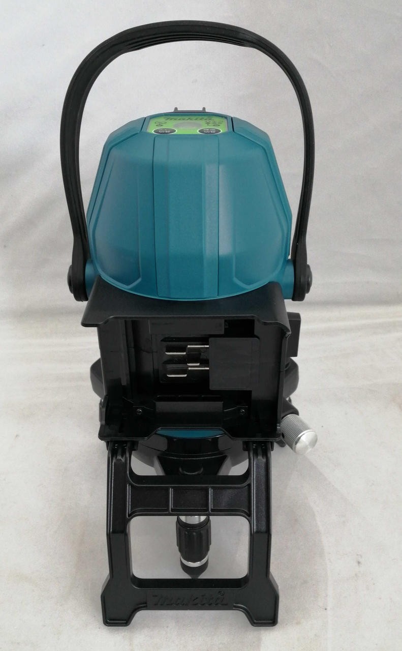 Makita SK10GD Laser Marker High-Visibility Green Laser with Case & Batteries