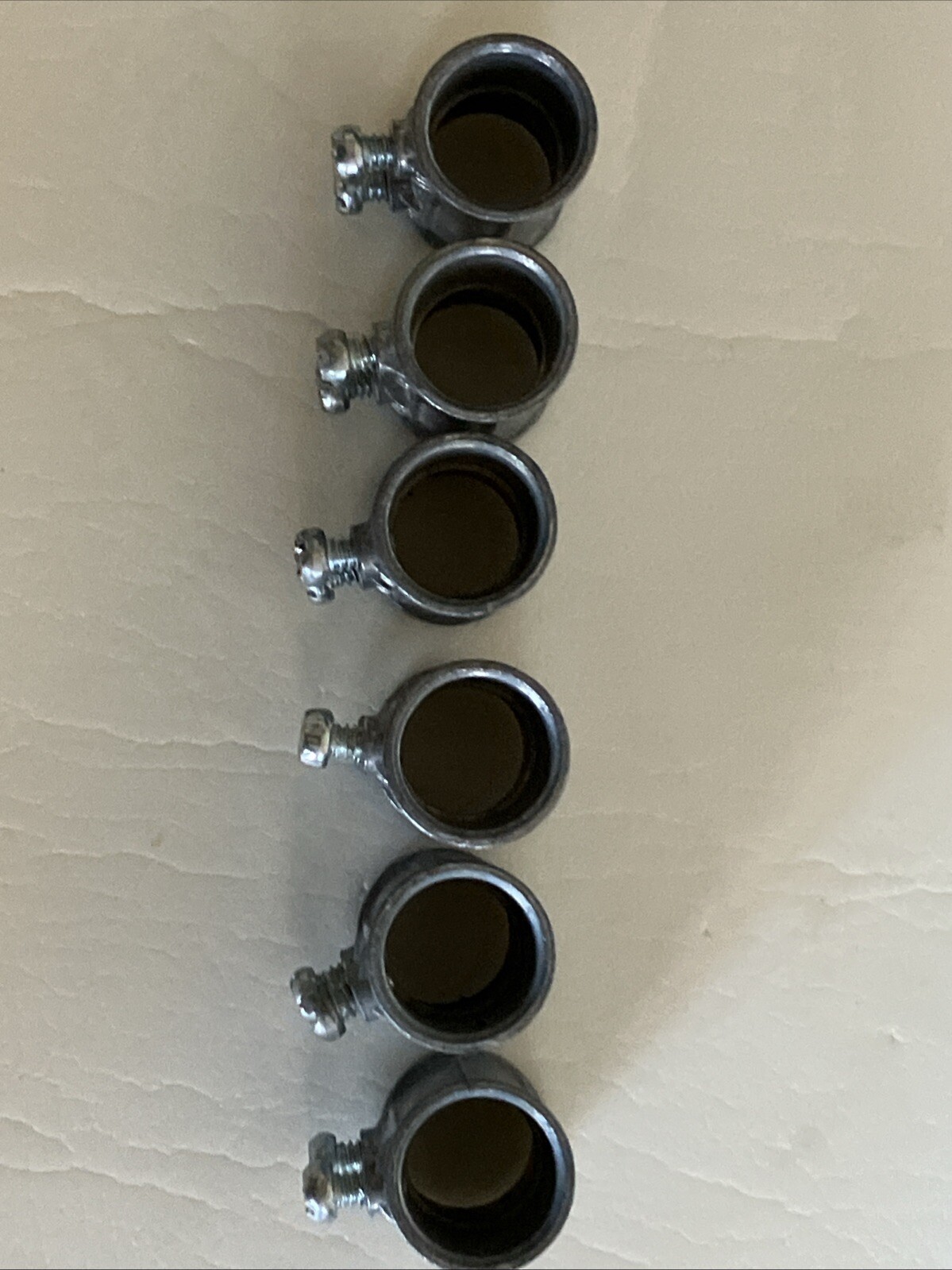 6 Count Halex 1/2″ EMT Set Screw Coupling Zinc (Model # 23220) FREE SHIP!