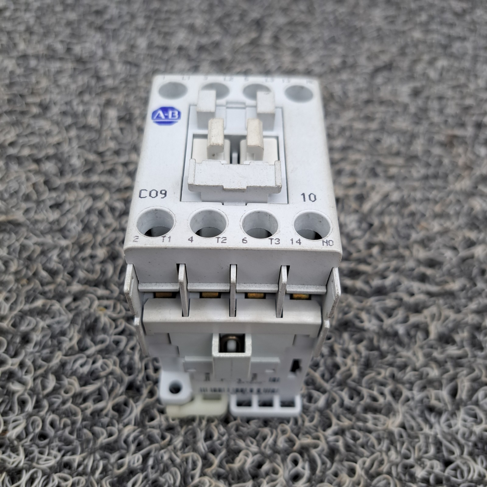 Allen-Bradley 100-C09*10 Series A Contactor (110-120V Coil)