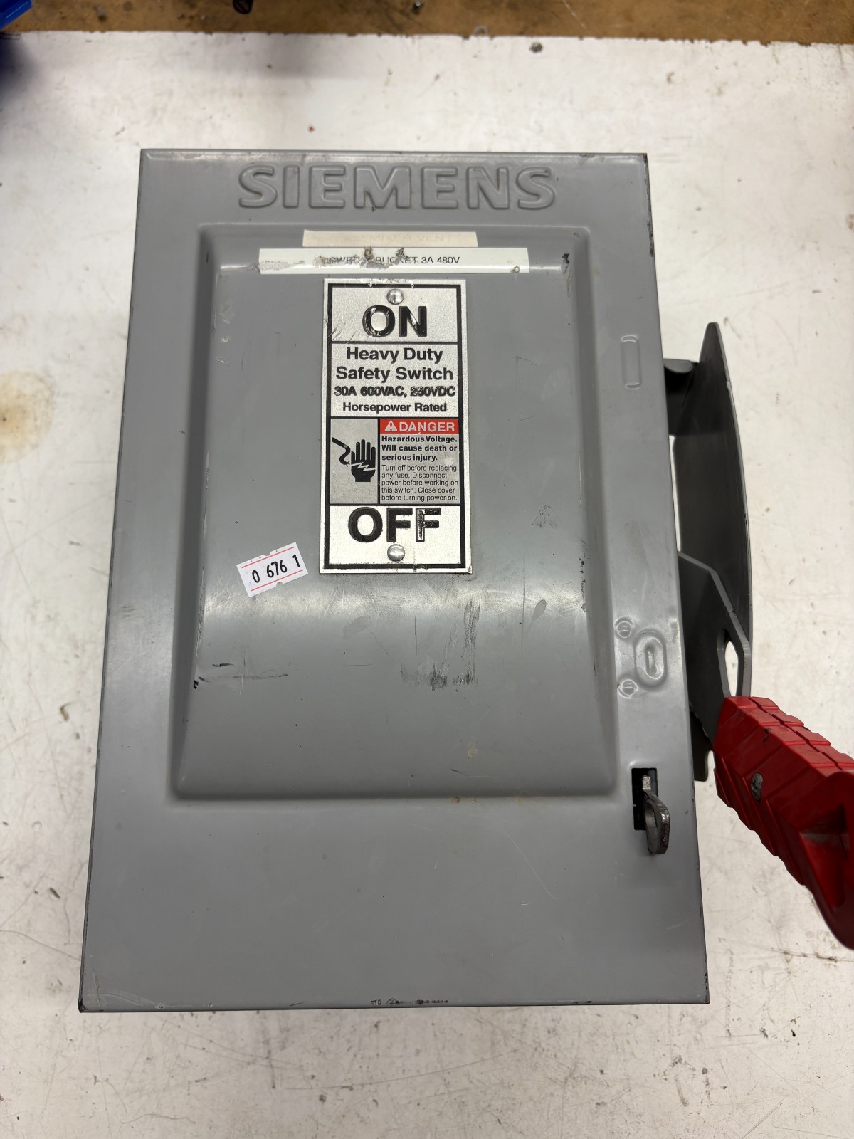 Siemens HNF361 30 Amp Non Fused Heavy Duty Safety Switch 600 VAC 250 VDC