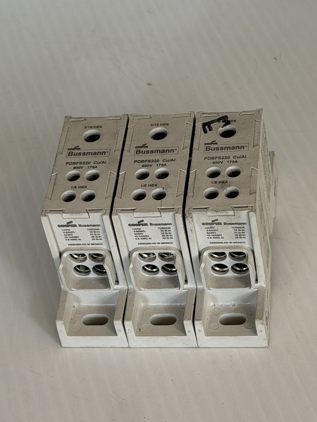 Cooper Bussmann PDBFS220 Power Distribution Block 600V 175A