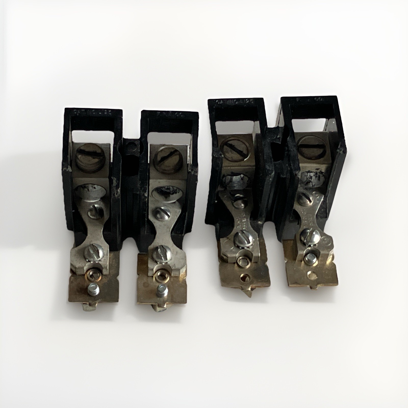 FPE Federal Pacific L-125 Main Lug Block Kit w D2425 Lug + mounting plate