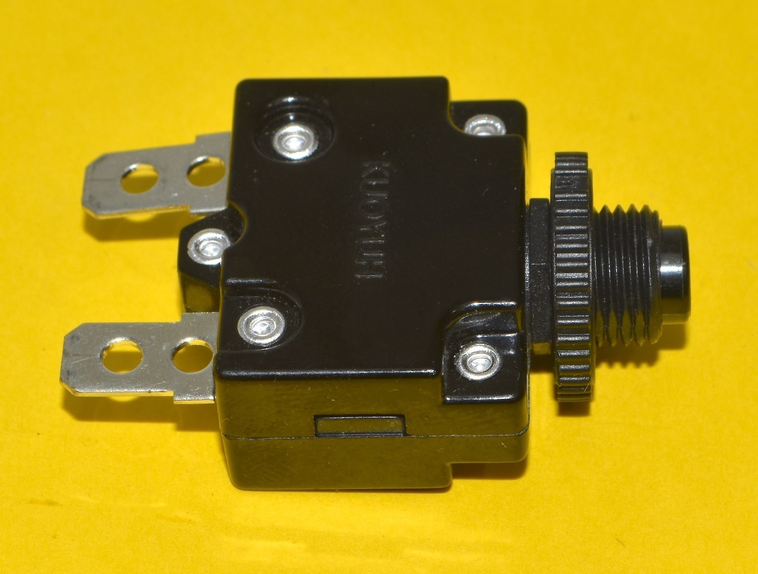 KUOYUH 88 Series Circuit Breaker, 1 Pole, 15A *New*