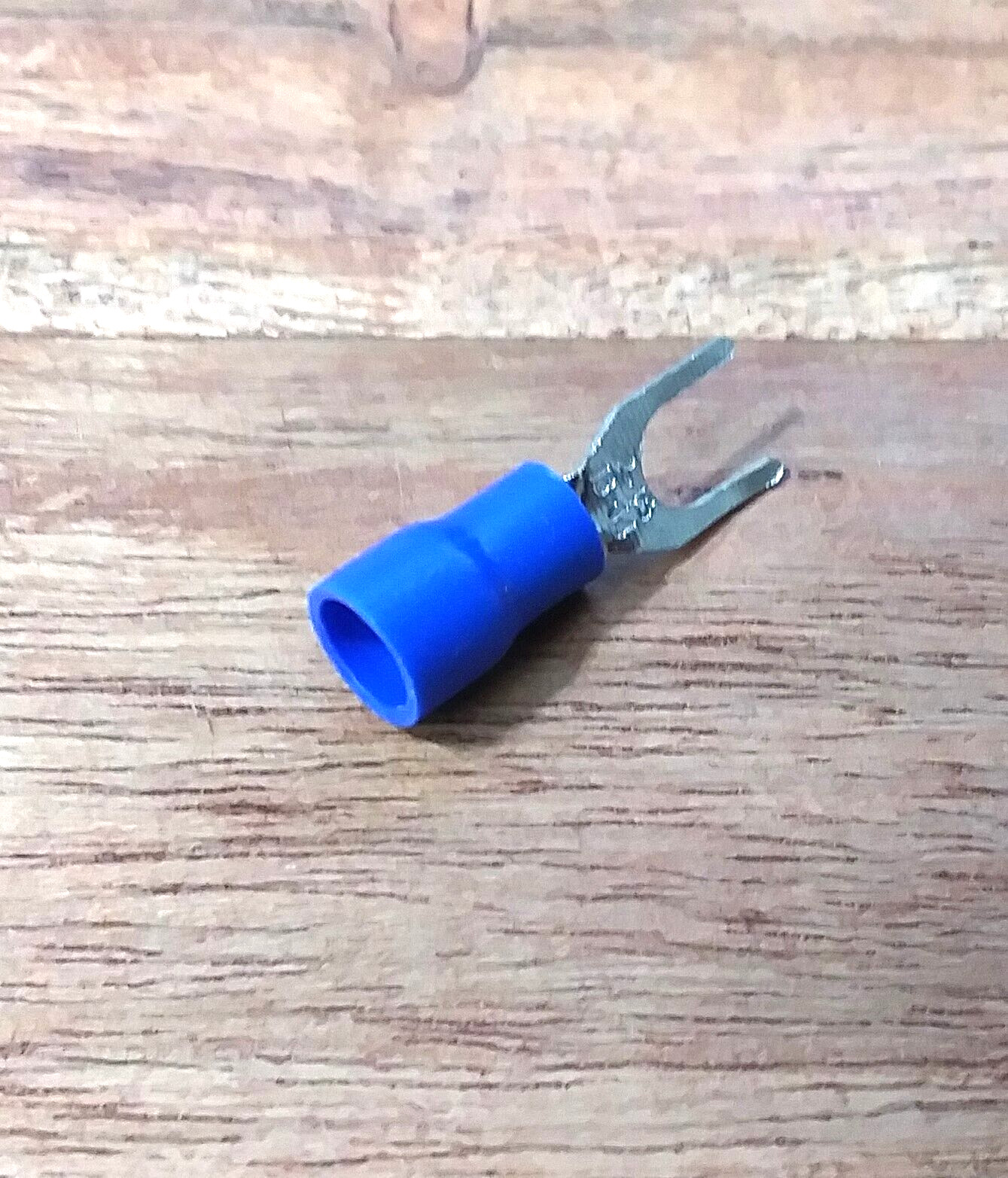 50 Pack of Ancor Blue 1/4″ Fork End Terminals for 16-14 ga. wire