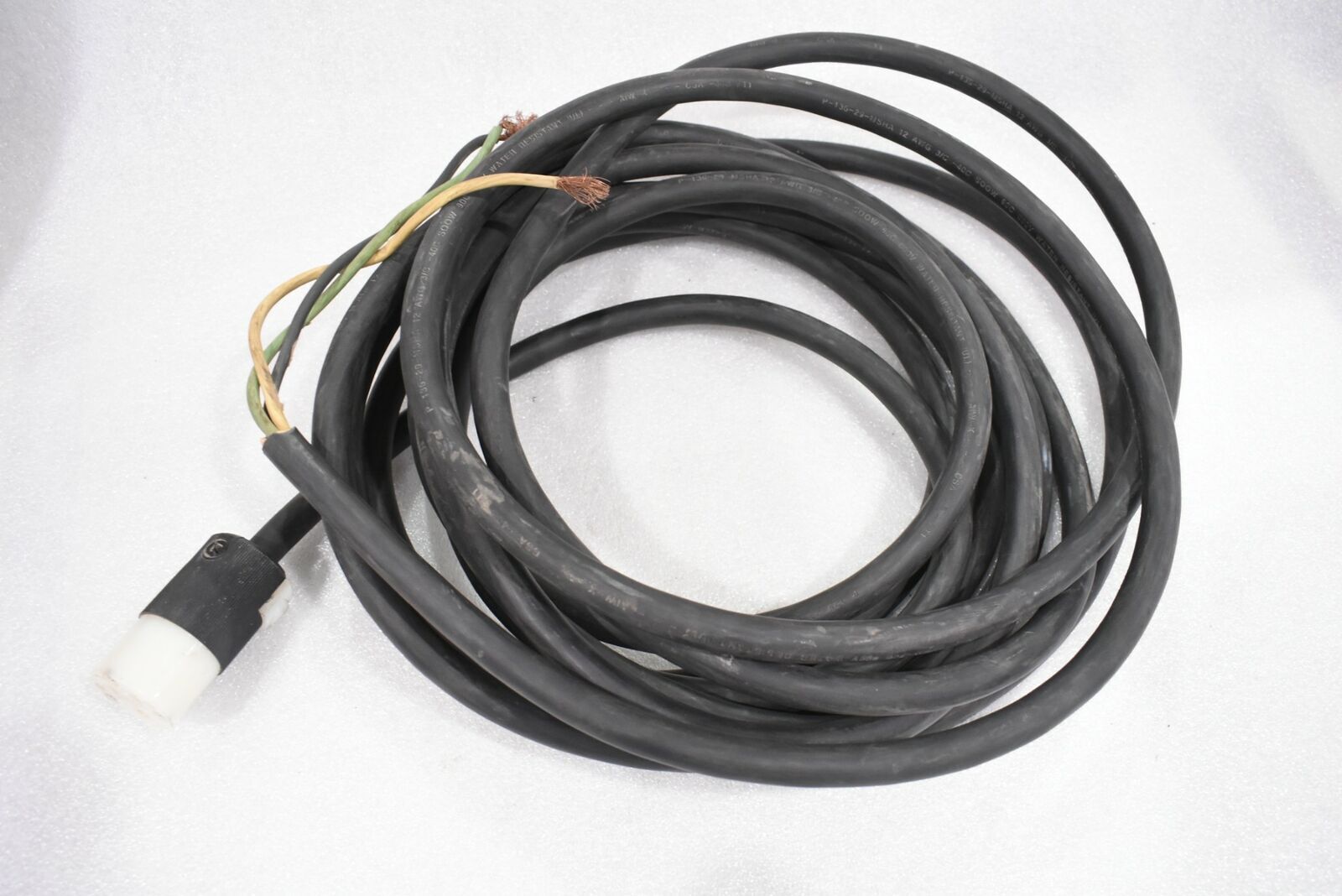 AMERICAN P-136-29-MSHA-12AWG CABLE 3/C SOOW -40C-90C 600V W/ HBL5269C RECEPTACLE