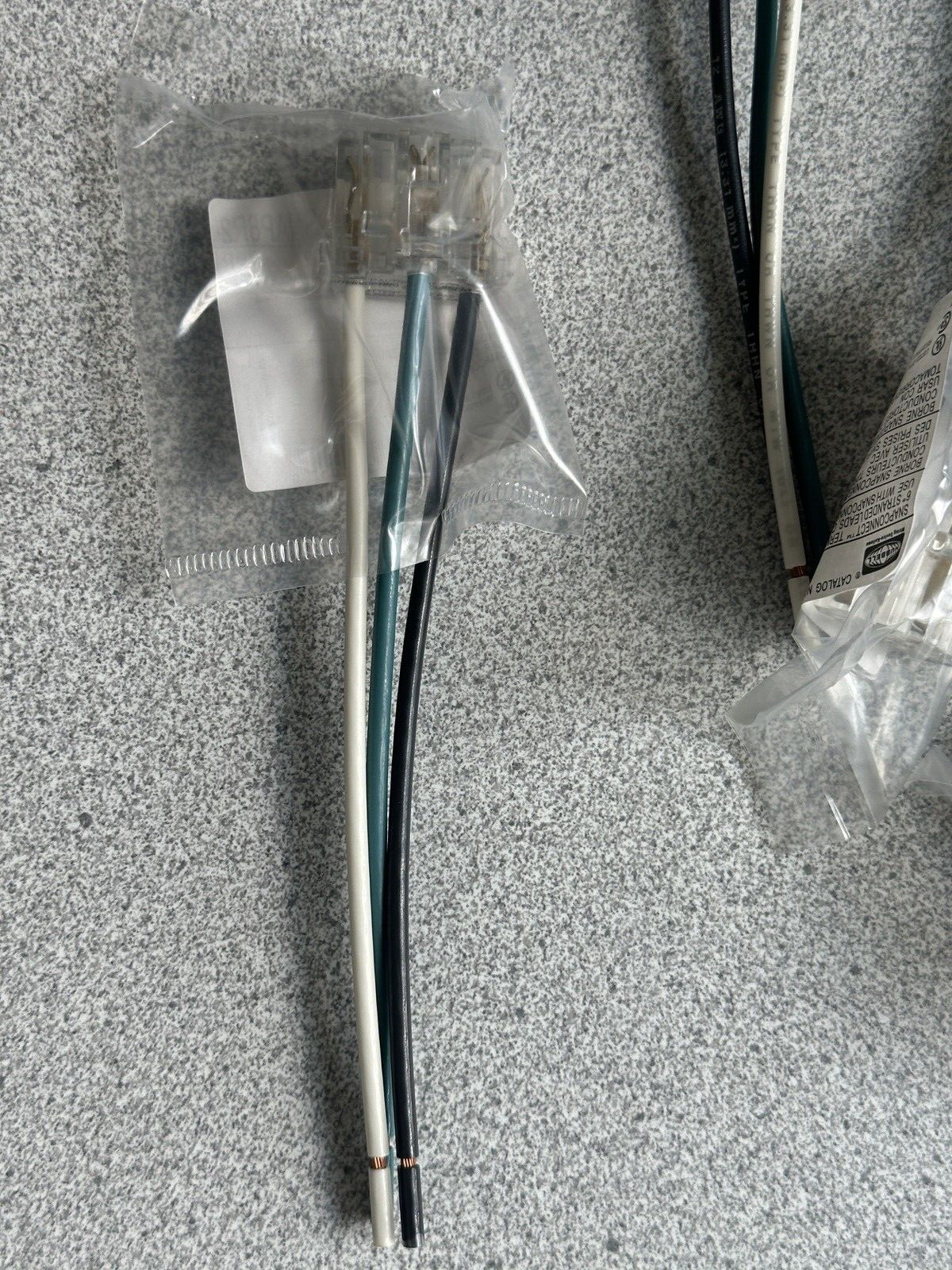 20 NEW Hubbell SNAP6R2 SnapConnect Terminal 6″ Stranded Leads Clear 20 pieces