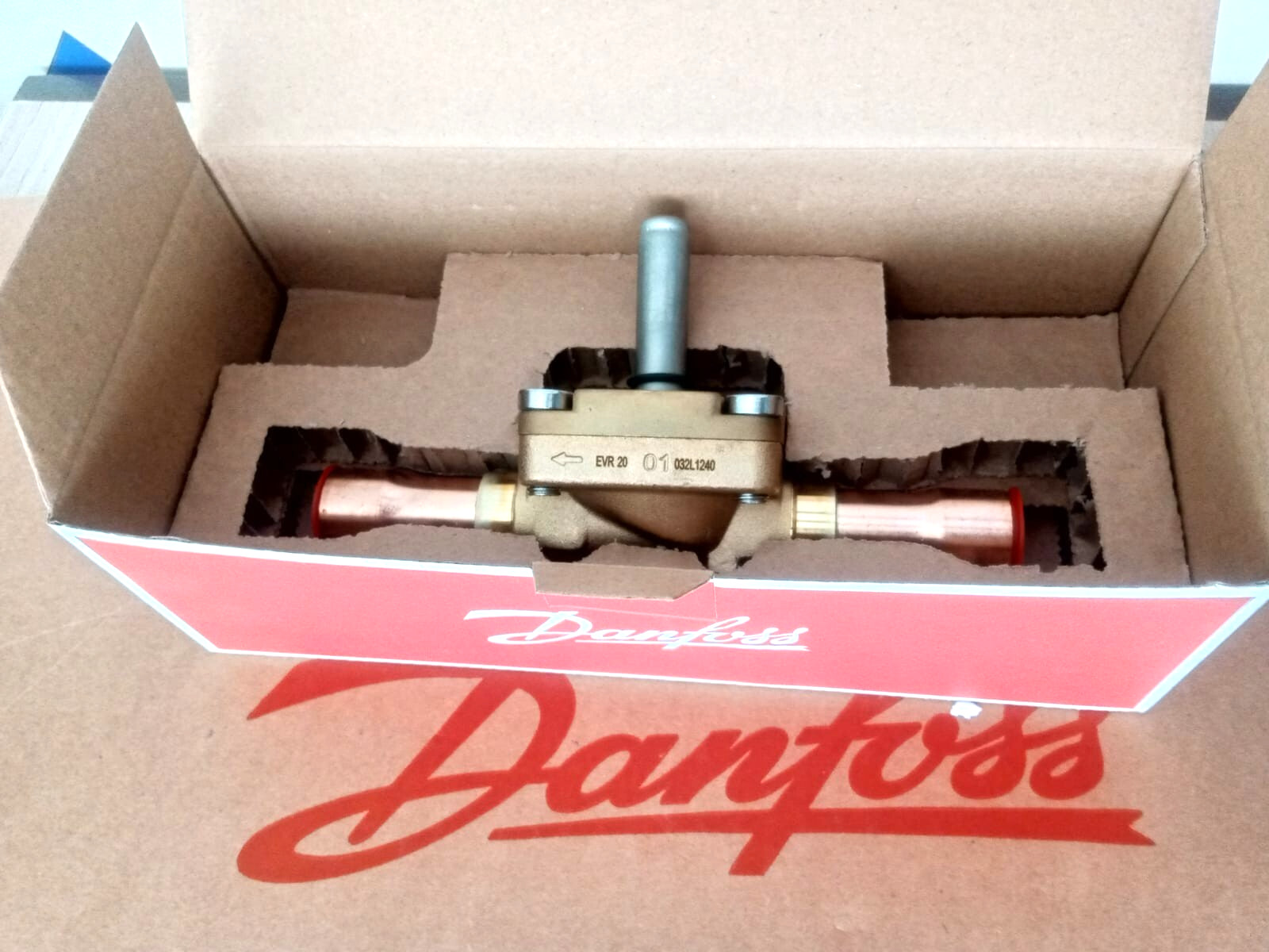 1PC- Danfoss 032L1240 Solenoid valve, EVR 20, Solder, ODF, 7/8 in- Brand New