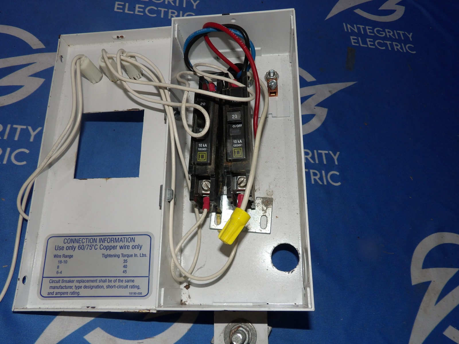 StarLine CBM60E5-6-172-0083-0G03 20A 208Y/120V Busway Tap Box + 1 Year Warranty