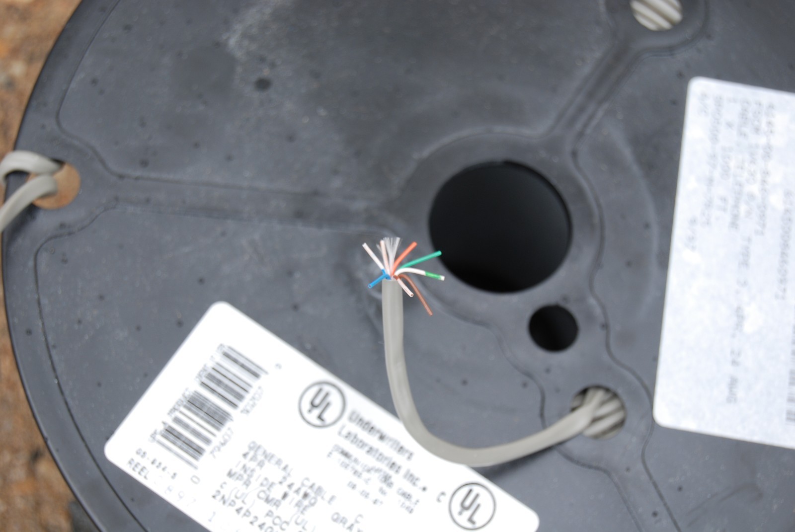 UL UNDERWRITERS LAB. COMMUNICATIONS CABLE 24AWG 4PAIR 1000FT GREY NEW