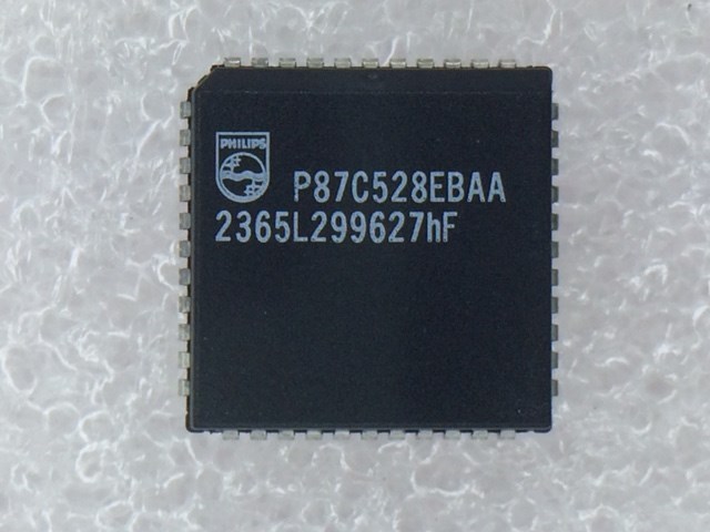 P87C528EBAA PHILIPS MCU 8-bit 44-Pin PLCC 1 UNIT “FREE SHIPPING”