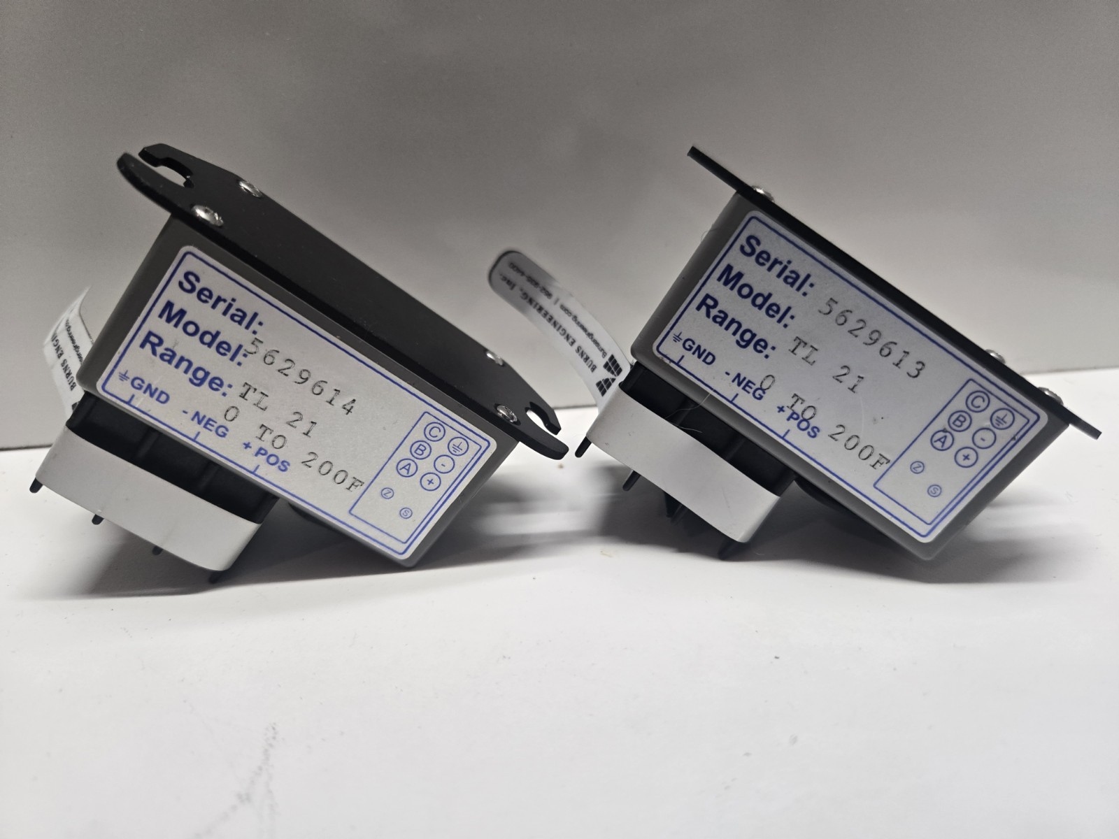 1 Count BURNS TL21-0-200F (NEW NO BOX)