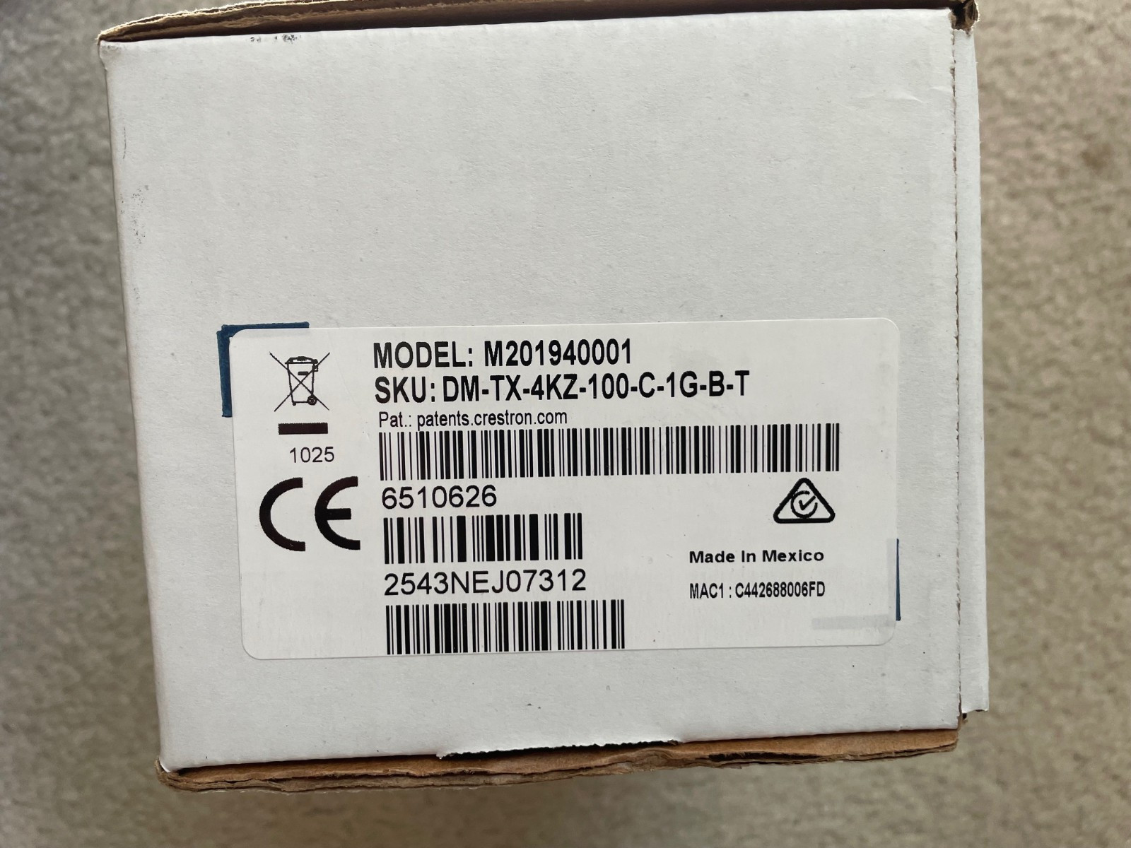 CRESTRON 6510626 DM-TX-4KZ-100-C-1G-B-T HDR Wallplate Transmitter-Black