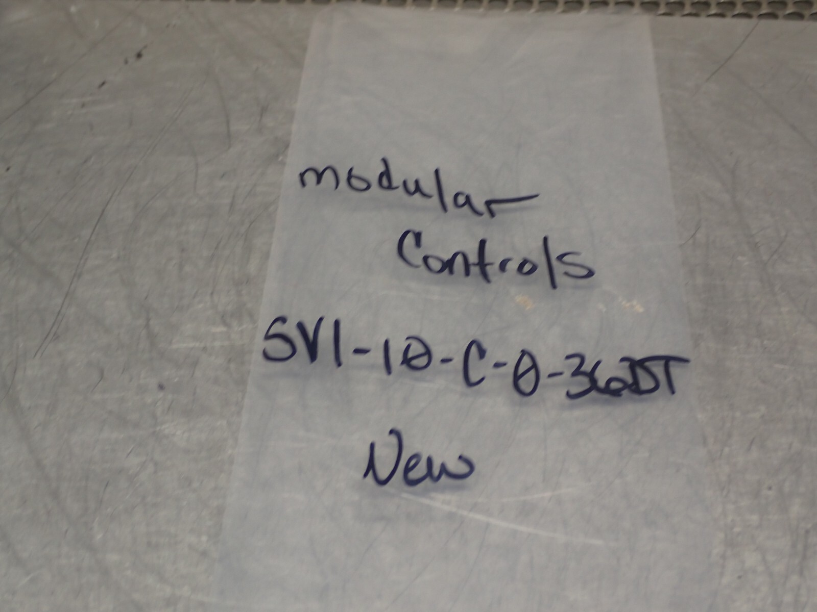 Modular Controls SV1-10-C-0-36DT Solenoid Valve 3000PSI New Old Stock