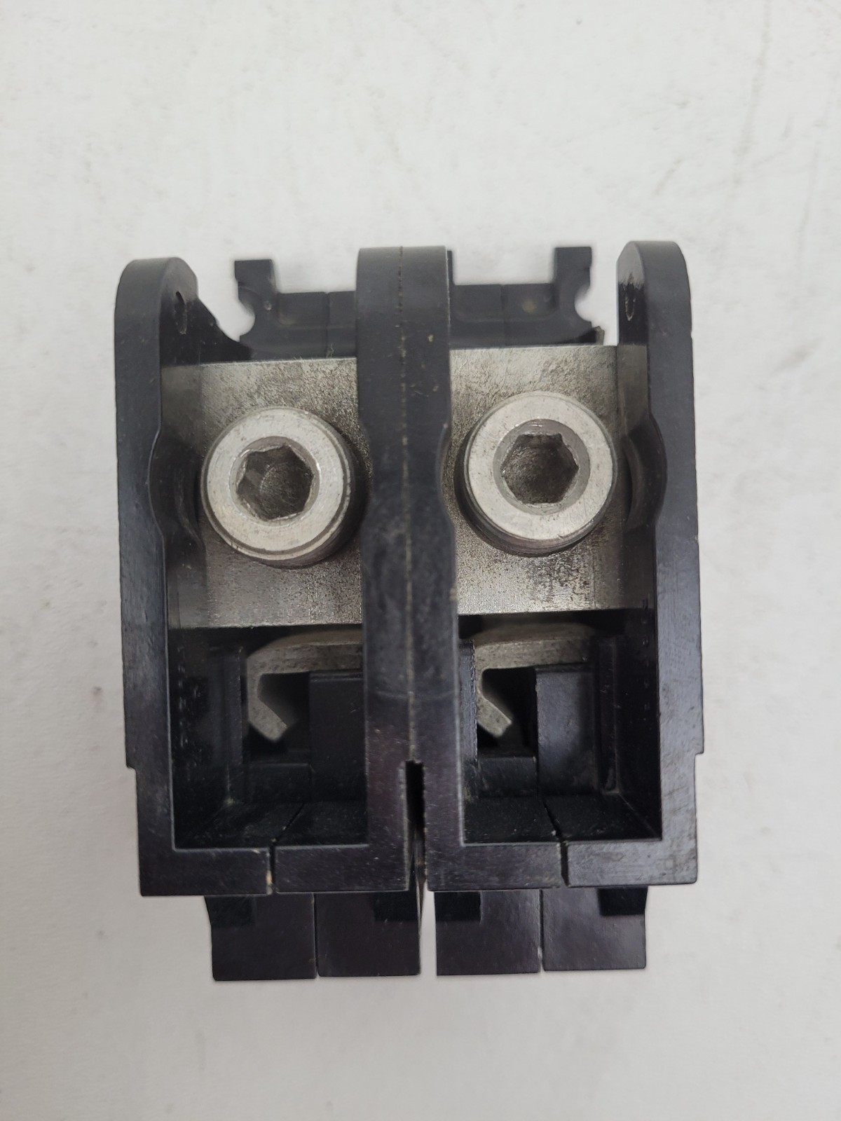 MLK2225 Bryant Plug on Lugs – Next Day Option – Flaw