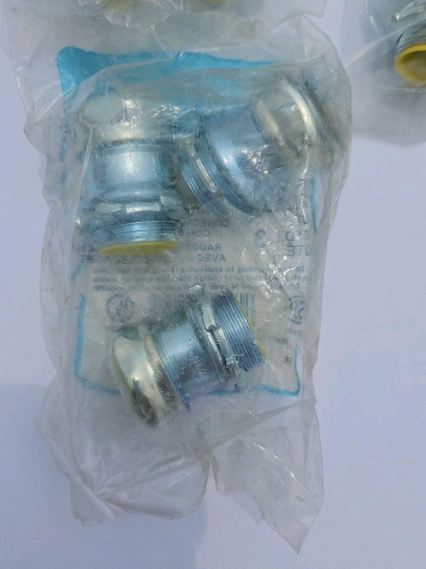 Halex 28232 EMT Compression Connector 3/4″ Insulated Throat Lot Of 9 Connector