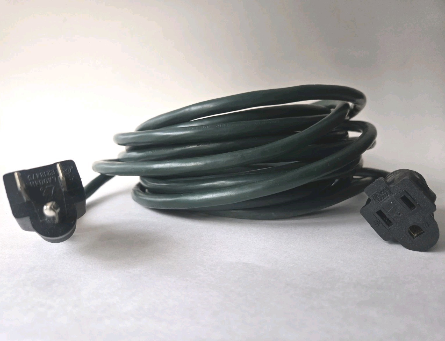 Heavy Duty Extension Cord. 3-Prong, 24 feet. Tested!