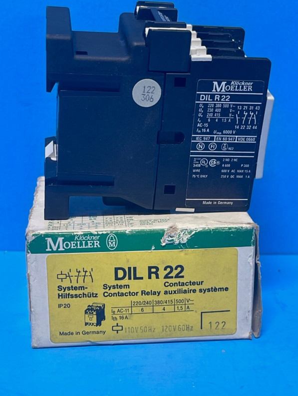 Klockner Moeller DILR-22 Contactor Relay 2N.O. + 2N.C. Rated 15 A 120V Coil