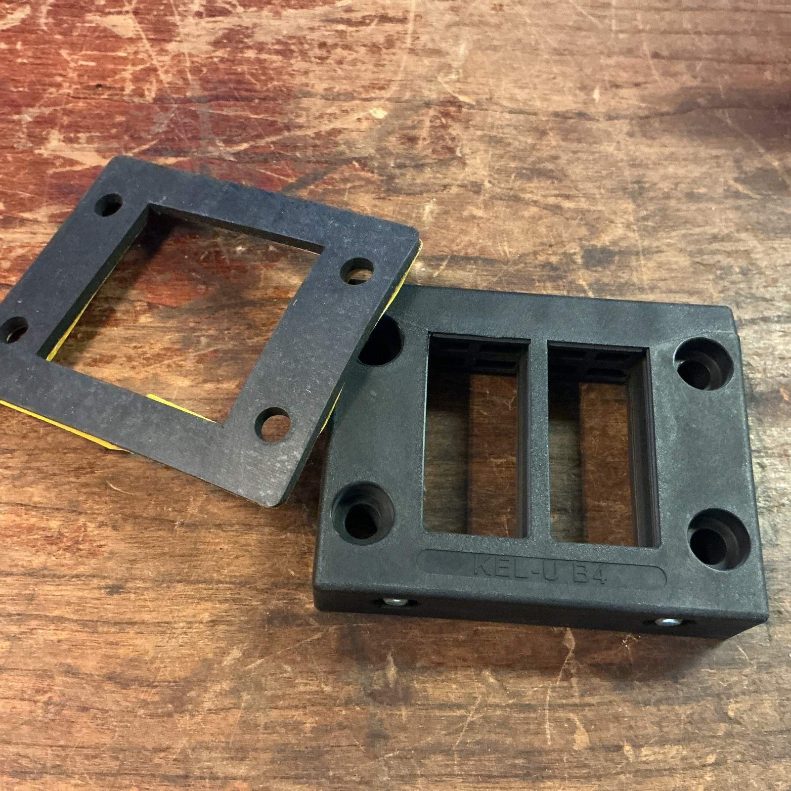 ICOTEK KEL-U B4 Split Cable Entry Frame & Gasket 54204 (new)