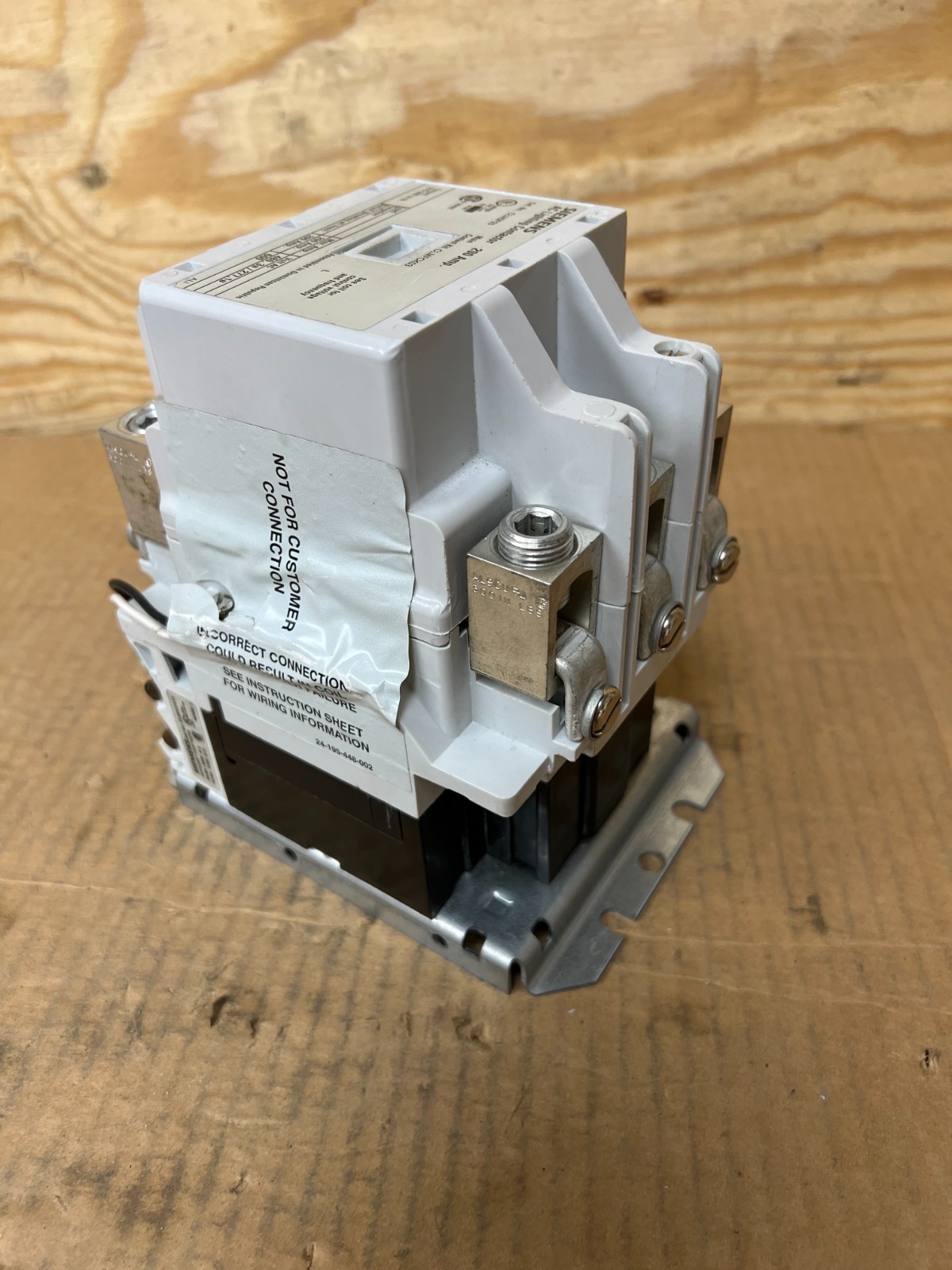 SIEMENS, CLM0F03, 200A AC LIGHTING 3POLE CONTACTOR, XLNT TAKEOUT! MAKE OFFER!!