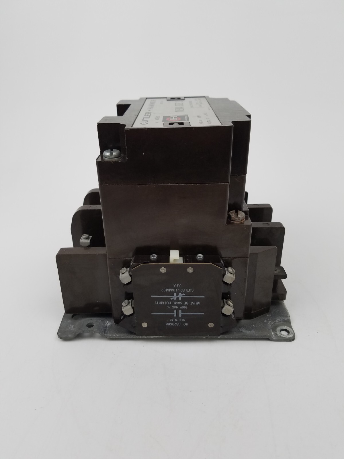 A10EG0 Cutler Hammer NEMA Size 3 Contactor 90 Amp 120V Coil – Next Day Option