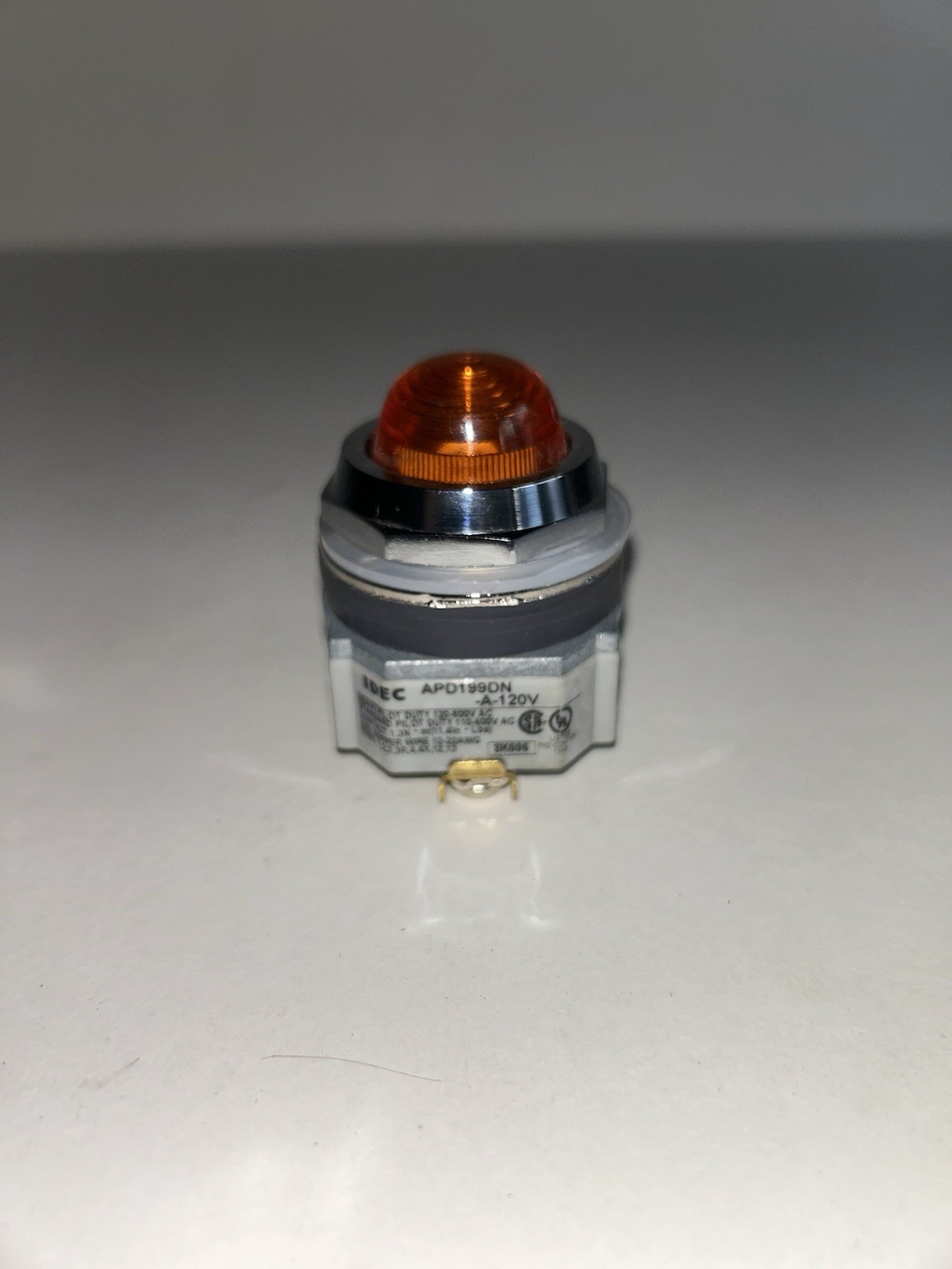 IDEC APD199DN-A-120V / APD199DNA120V (NEW)