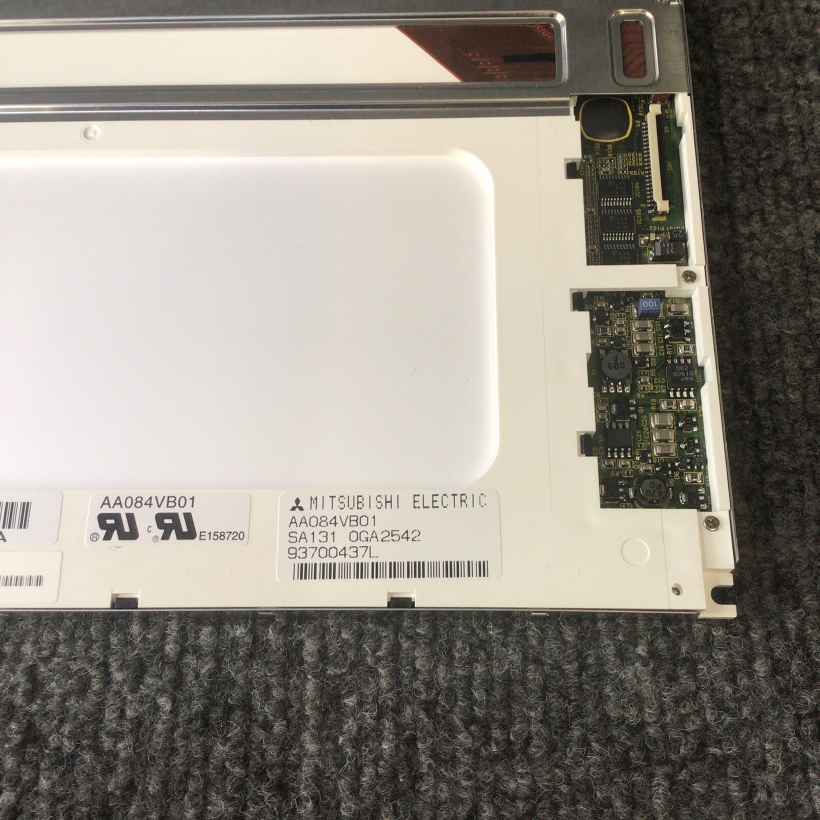Mitsubishi Electric AA084VB01 LCD Display Screen 8.4″ 640×480 New