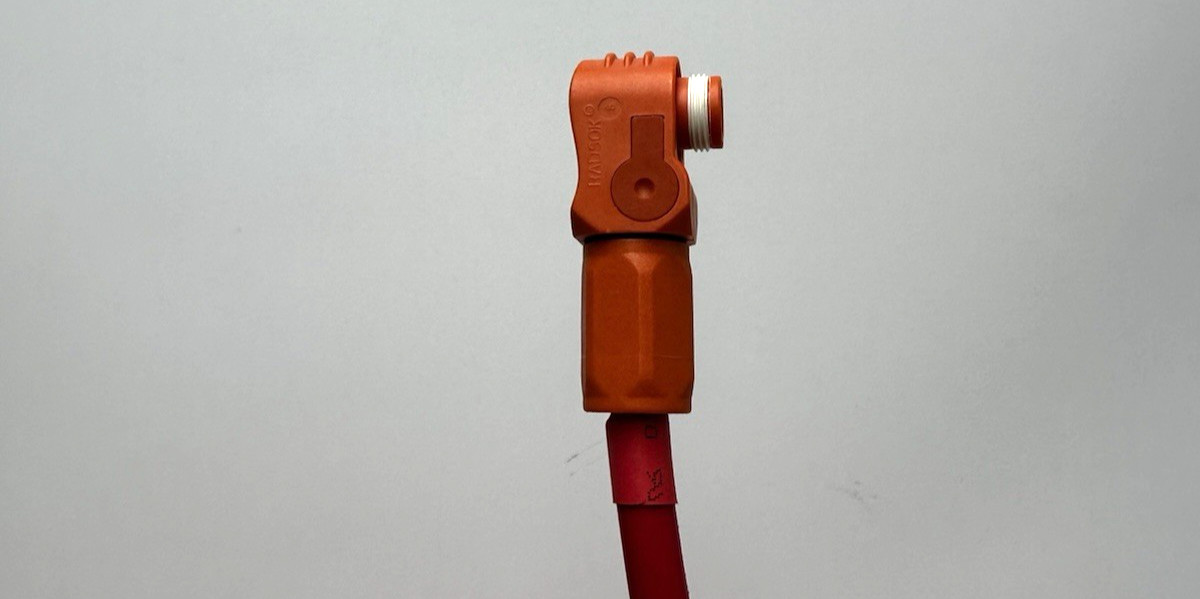 EG4 Battery Cables 30″ – Red Set 6 AWG – Amphenol Radsok Connectors
