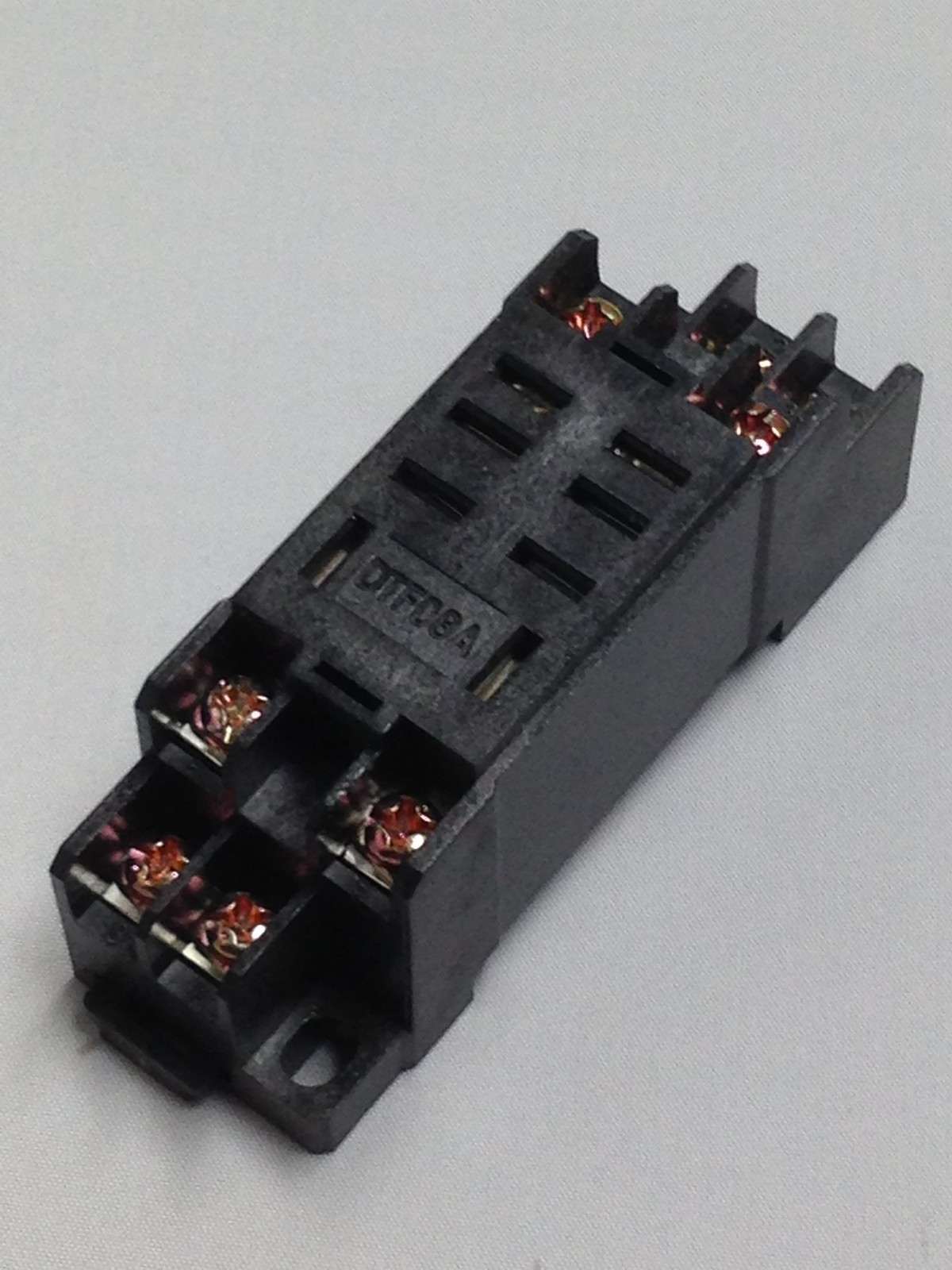 Relay LY2N LY2 110VAC 110V 120VAC 120V AC – 10A 240VAC 28VDC With Socket