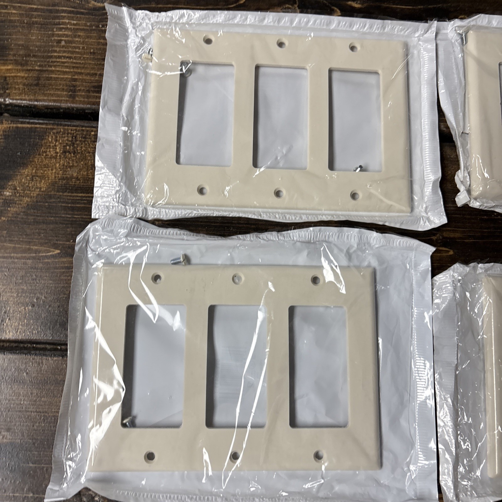 (6) Leviton 80411-T, Light Almond, (3) Decora/GFCI, 3-Gang, Standard Wallplate
