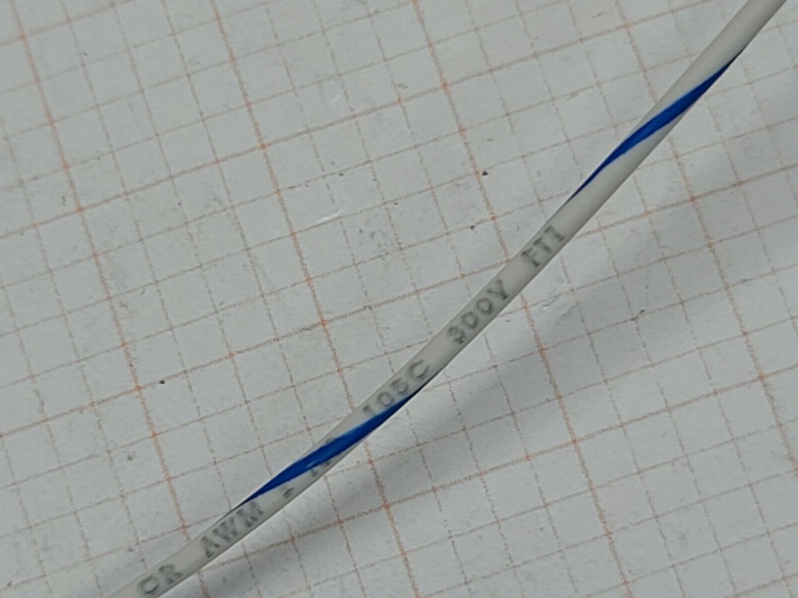 Atlas Wire #20awg 10x30T UL-1007/1569 Hook-Up Wire White w/ Blue Spiral /100ft