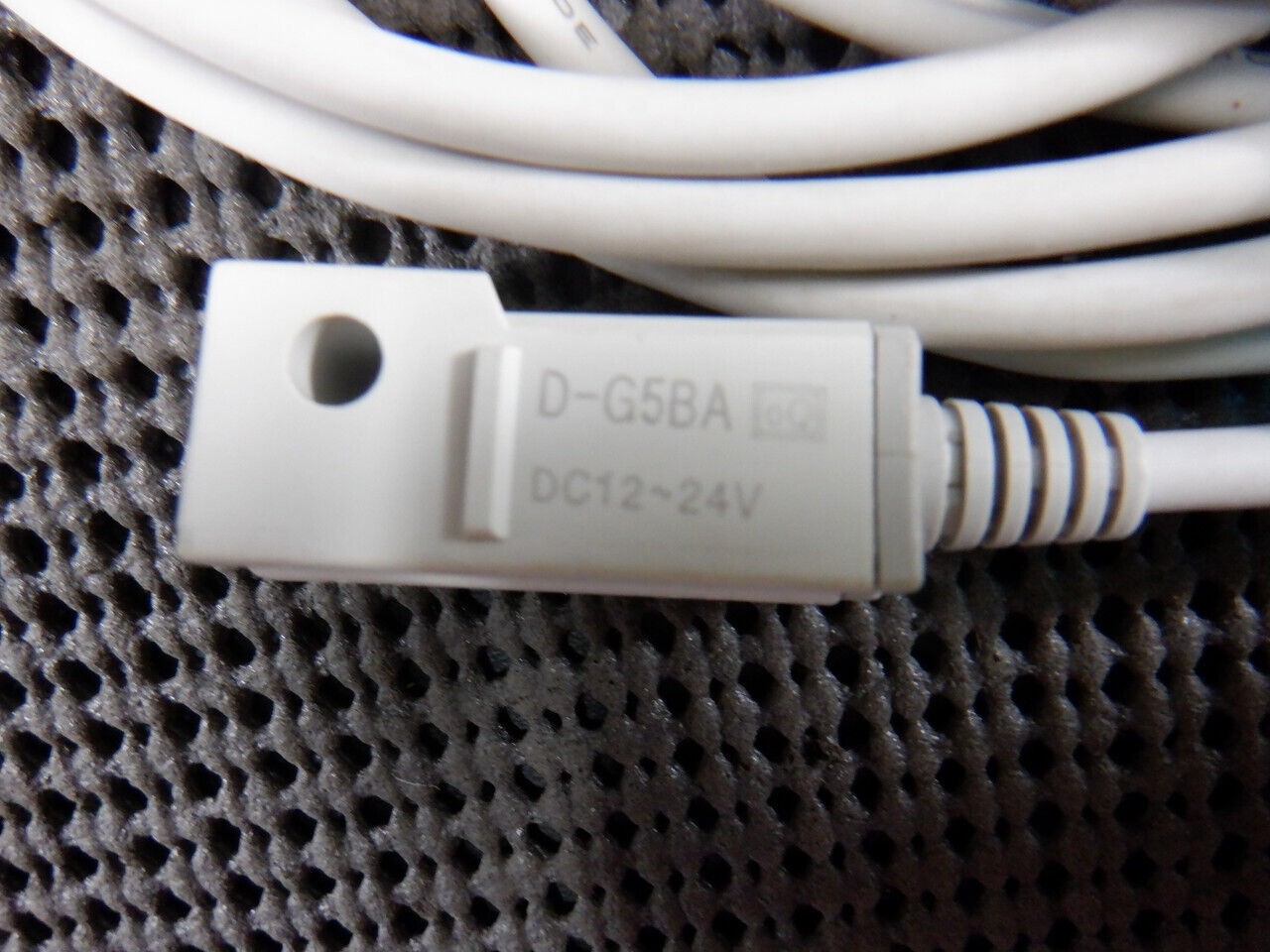 SMC D-G5BAL DC12-24V 5-40MA SPST-ON 100VAC 24VDC IP67 3M Long Auto Switch