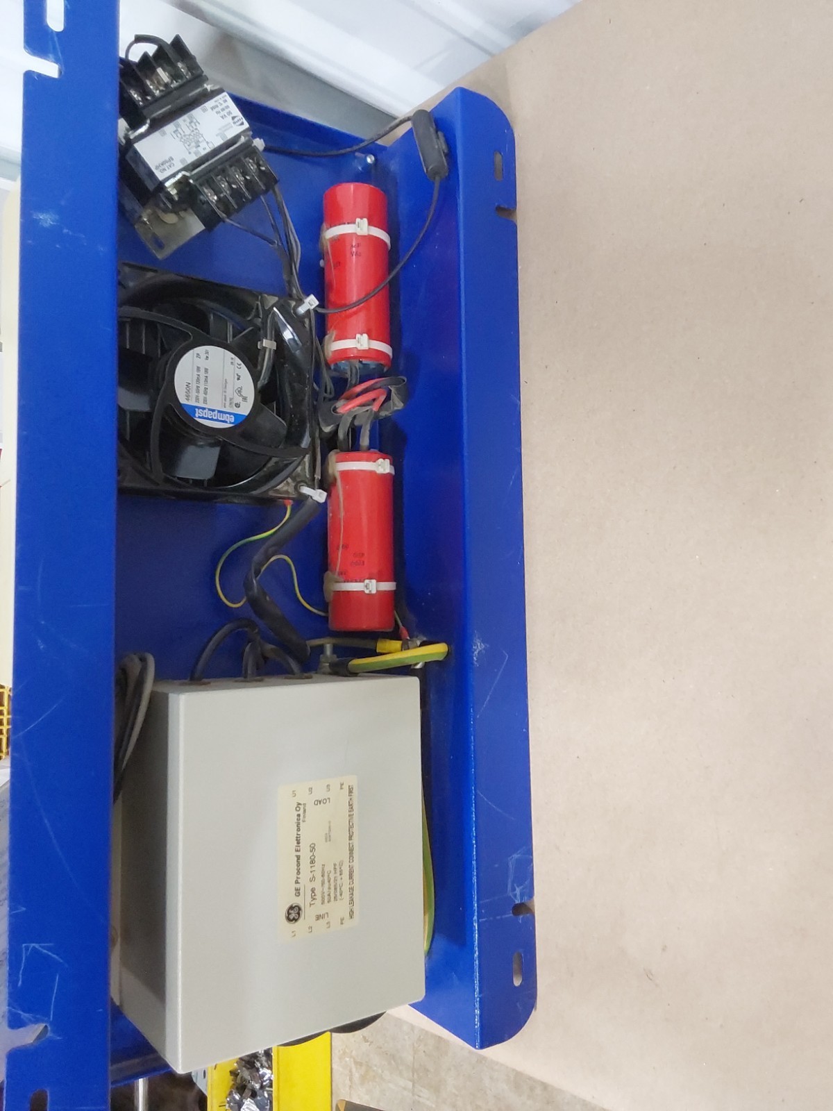 ANSALDO Sistemi Industriali SVMT033DBNF 380/415V 33KVA DRIVE 3PH 380/415 50/60HZ