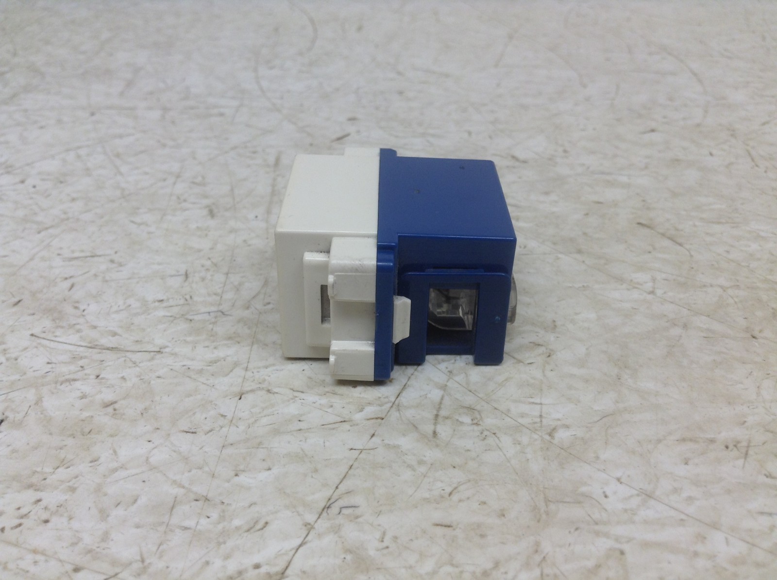National CAT5E NR31309W Ethernet Receptacle Connector LAN NR31309 W CAT5 E (TBI
