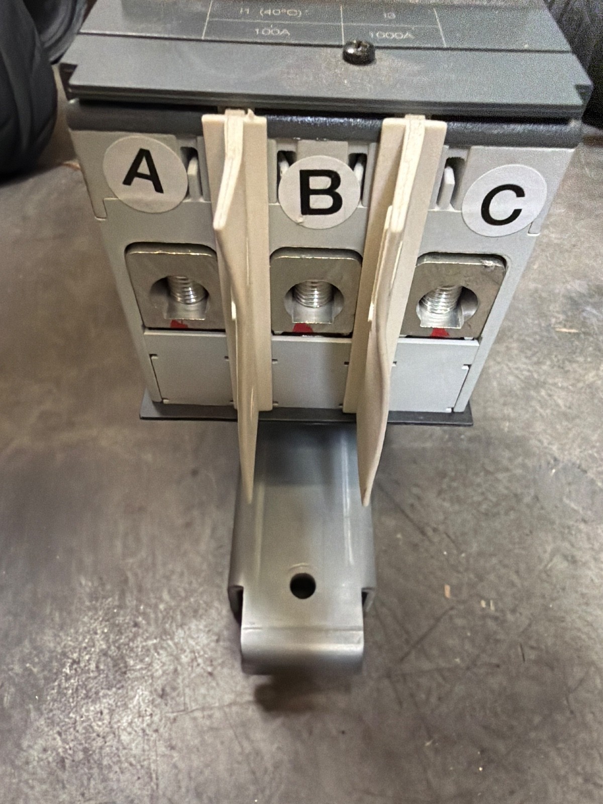 ABB ReliaGear Next Circuit Breaker 100A 3 Pole XT1NU3100AYD000XXX