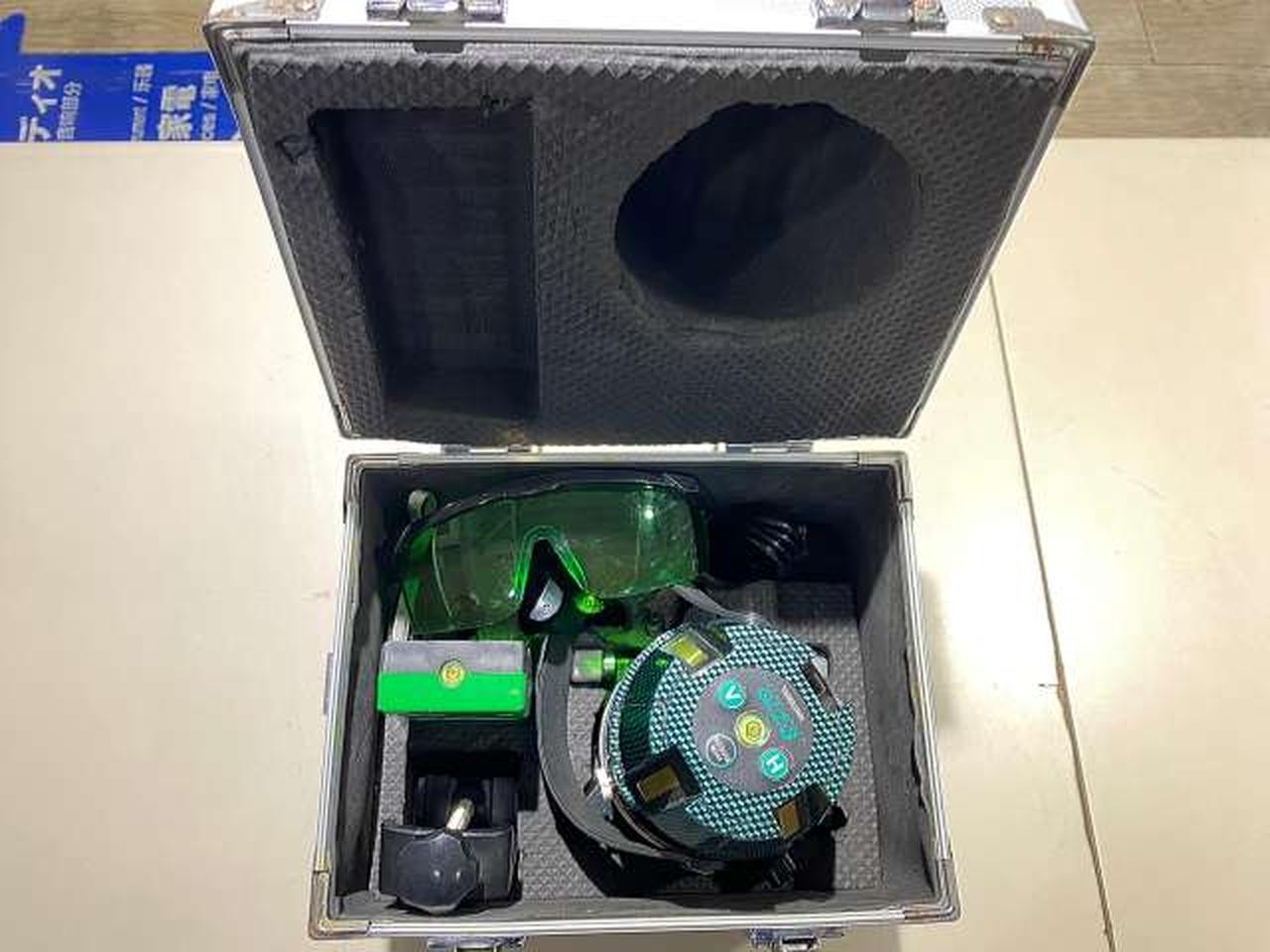 YAMASHIN GLZ-3 Green Laser Marker Indoor/Outdoor Used, with Accessories