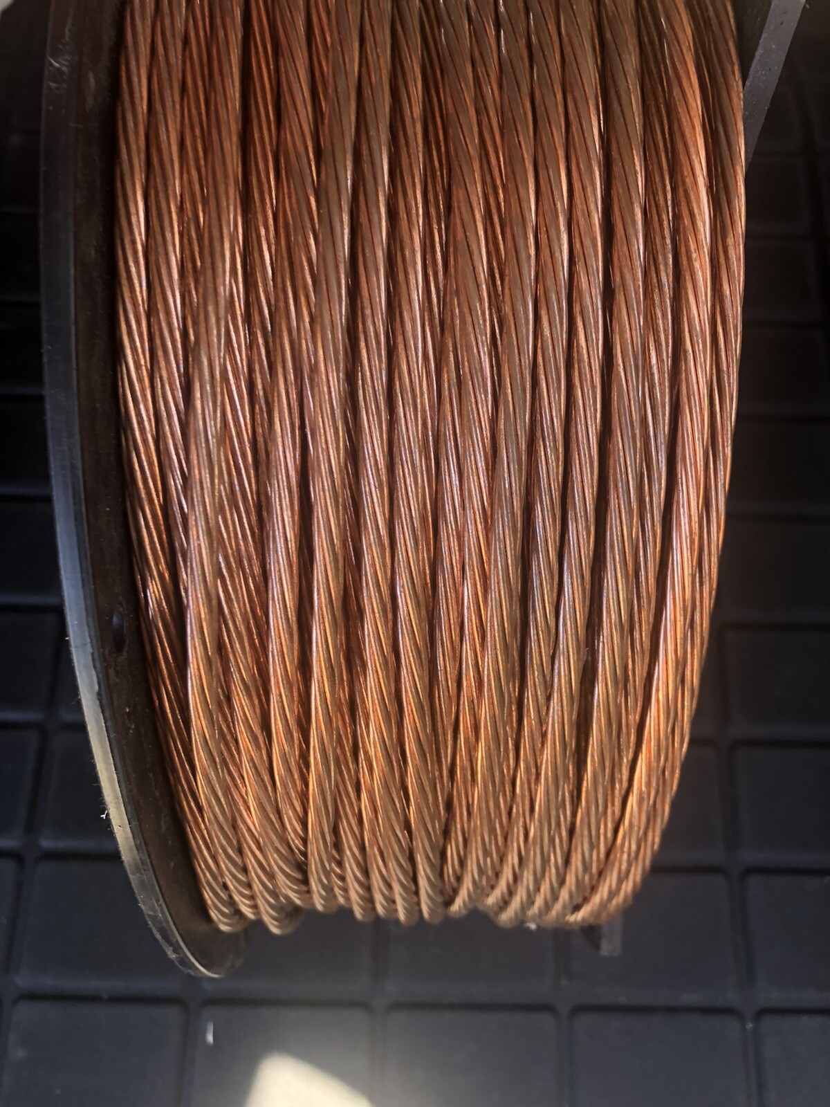 Encore Wire Bare Copper 6 AWG / 7 Strand 315 Feet / 96.01M – Part # 172101200235